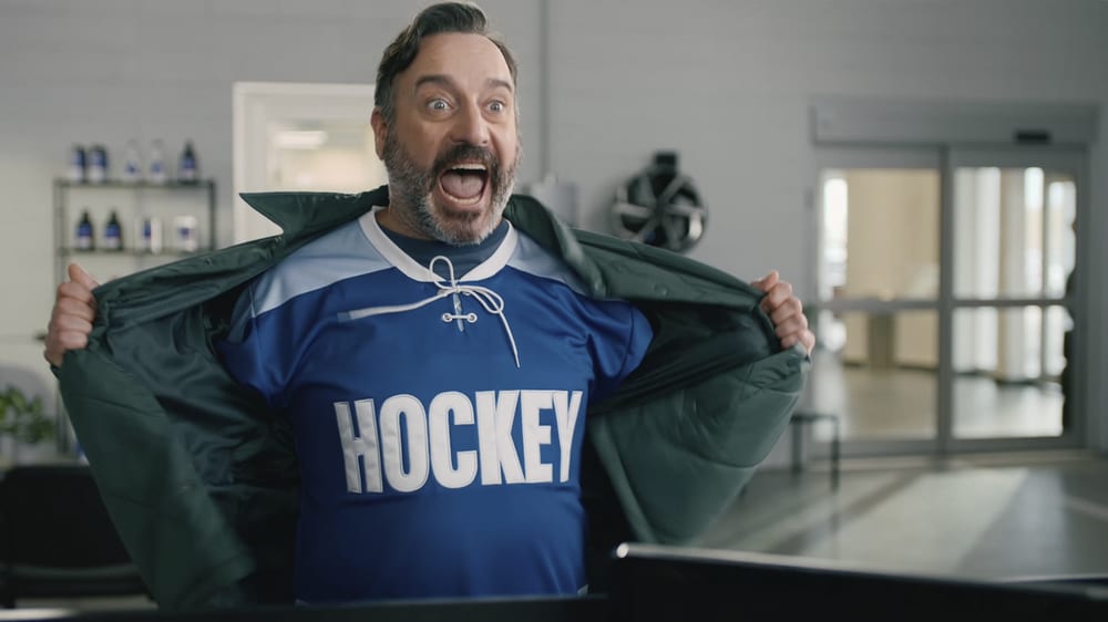 1 Service Certifie x Cossette Image den tete 2 560 x 1 440 1