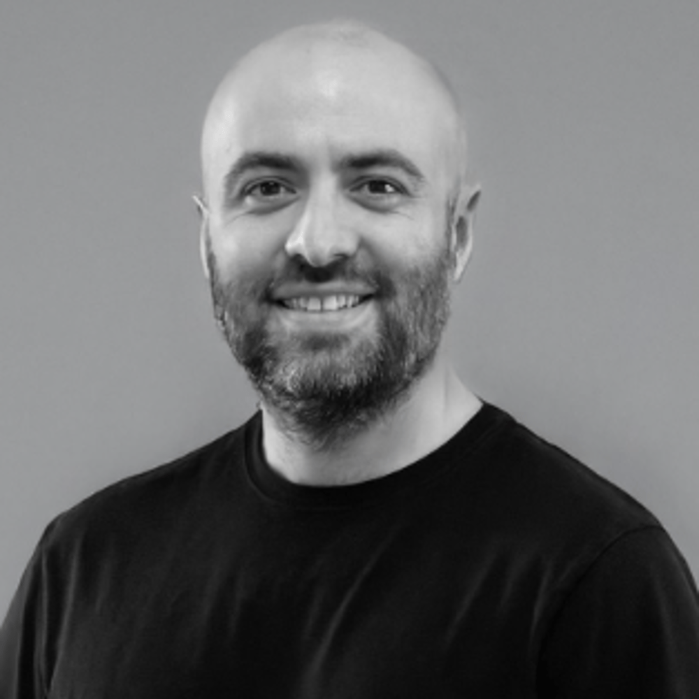 Simon Gregoire - Headshot