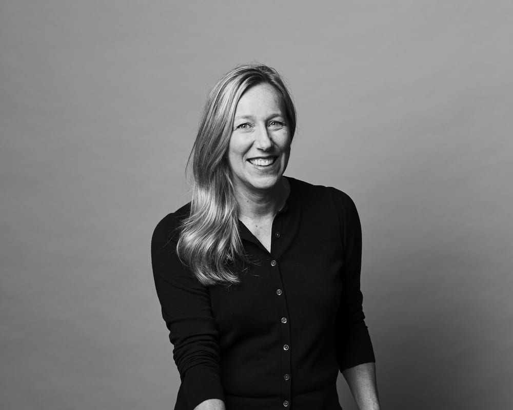 Melanie Dunn BW